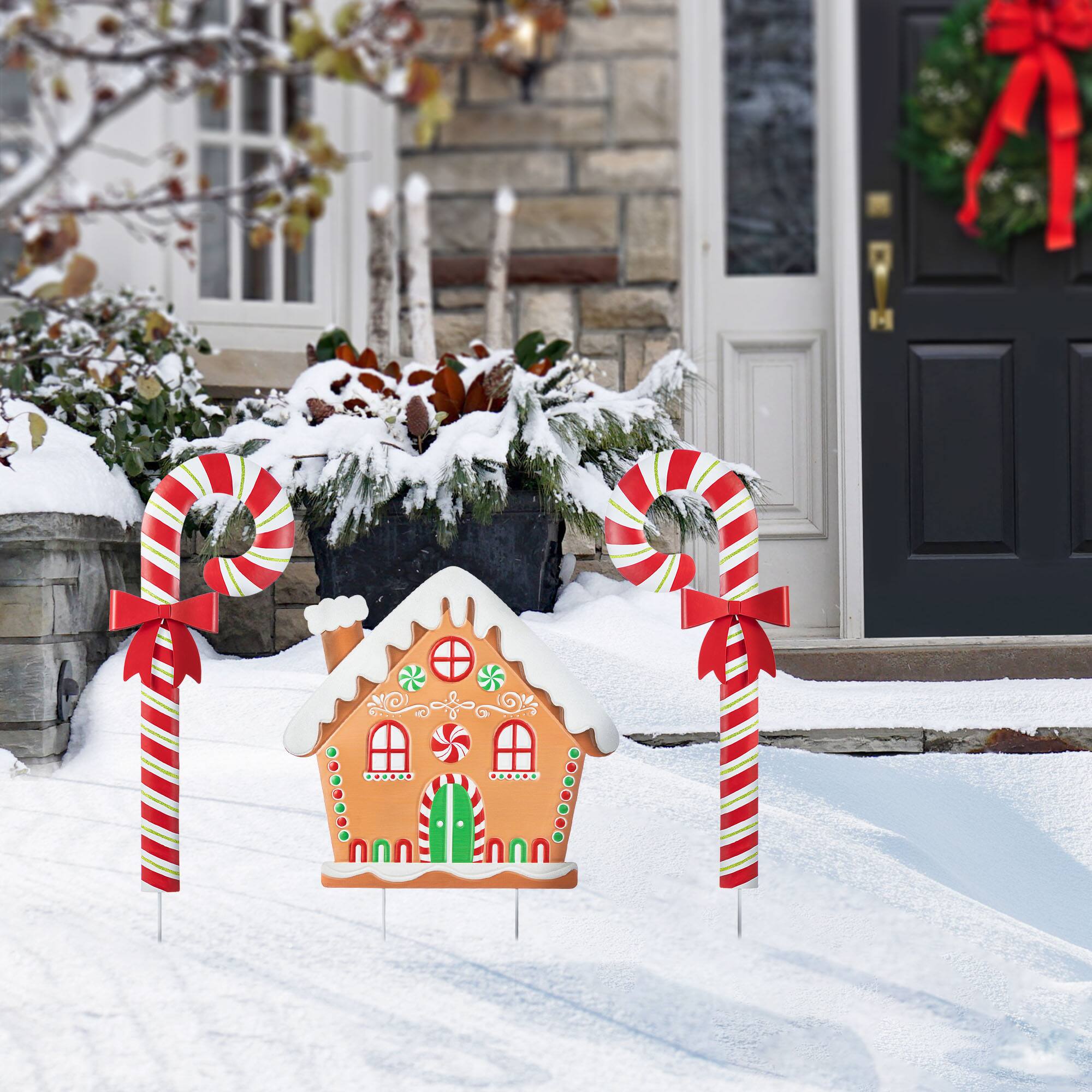 Glitzhome® 33" Metal Christmas Gingerbread House and Candy Cane Yard Stake Set